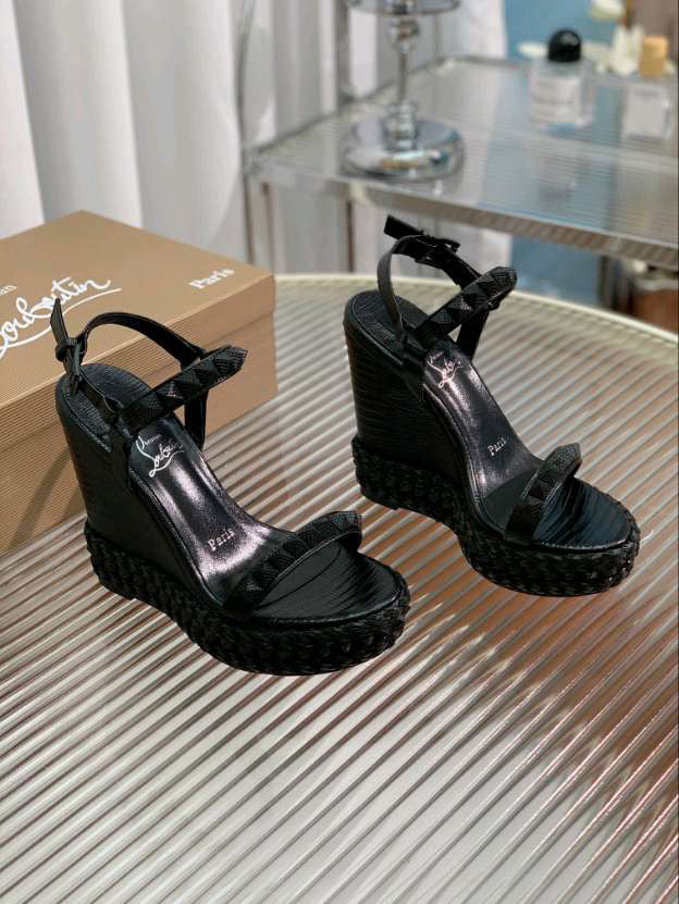 Black Studded L Wedges (PRE ORDER)