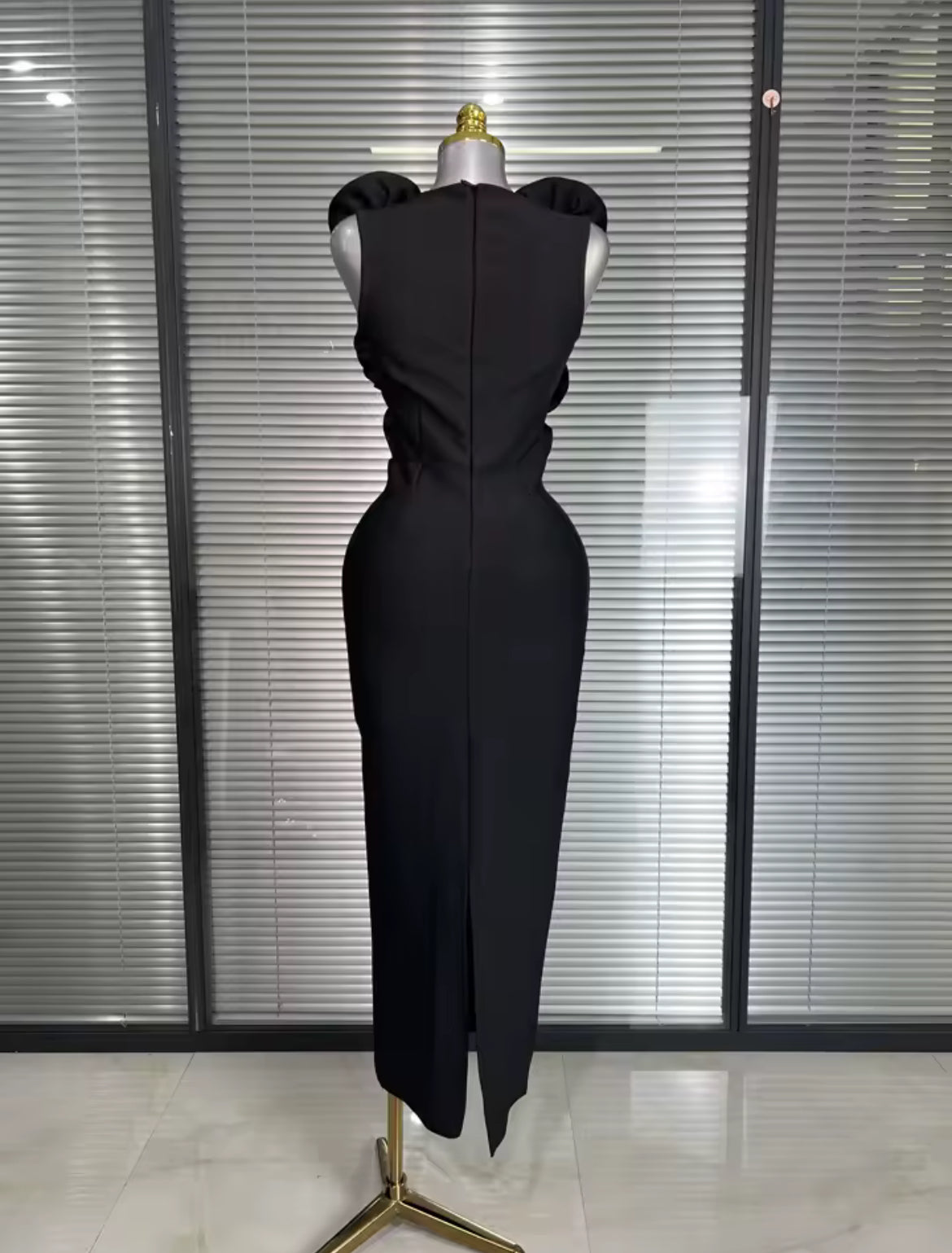 ‘AUDREY’ Black Rose Maxi Dress