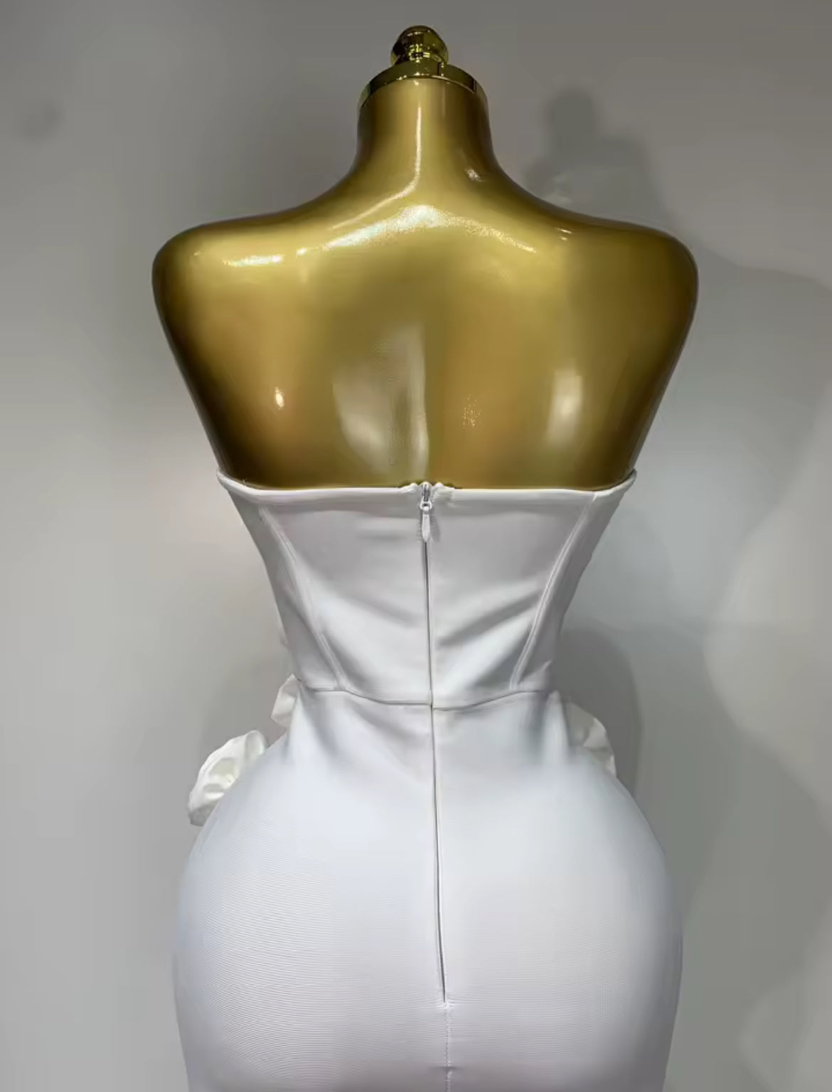 ‘RENDALL’ White Rose Corset Maxi Dress
