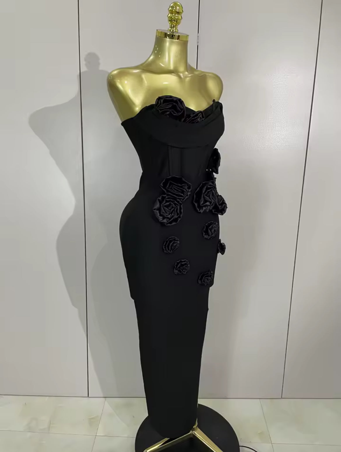 ‘RENDALL’ Black Rose Corset Maxi Dress