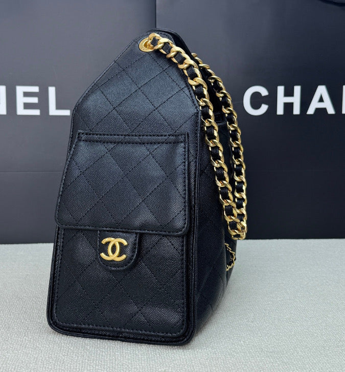 Black C Shoulder Bag (PRE ORDER)
