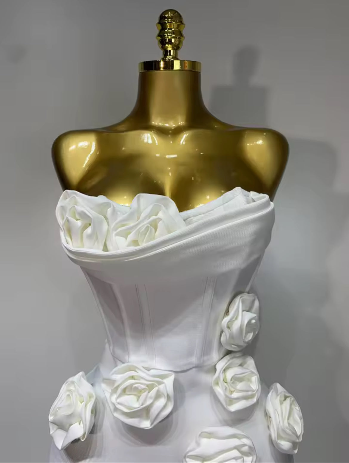 ‘RENDALL’ White Rose Corset Maxi Dress