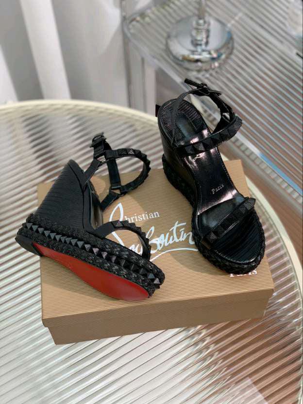 Black Studded L Wedges (PRE ORDER)