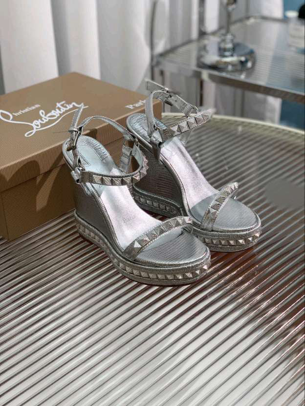 Silver Studded L Wedges (PRE ORDER)