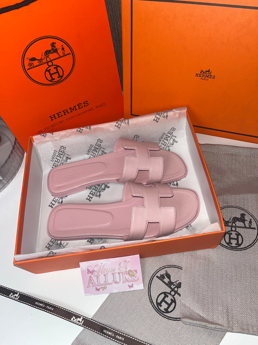 Baby Pink H Slides (PRE ORDER)